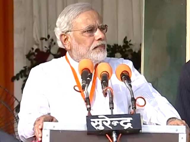 कांग्रेस का अहंकार सातवें आसमान पर : नरेंद्र मोदी