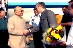 Ceasefire violations: Sushil Kumar Shinde visits flashpoints in Jammu and Kashmir Ceasefire violations: Sushil Kumar Shinde visits flashpoints in Jammu and Kashmir