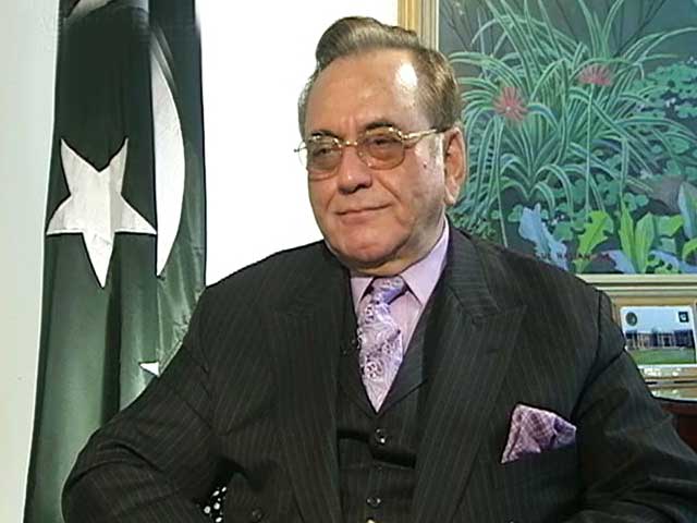 Talking Heads with Khurshid Karsuri (Aired: June 2005)