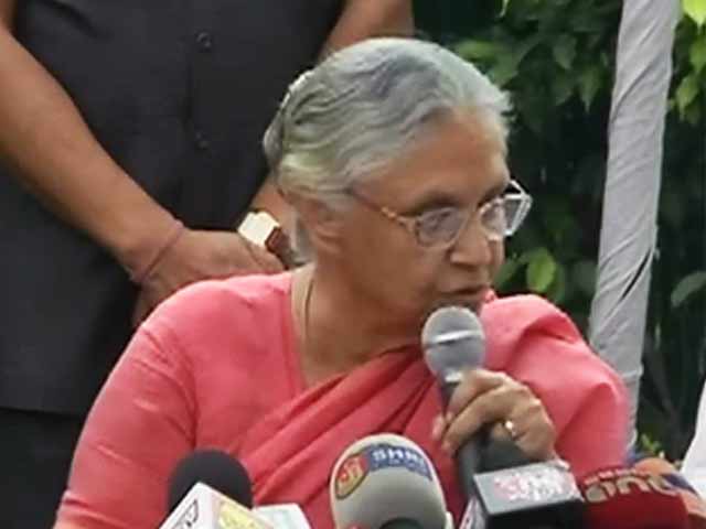 प्याज के लिए भटकते दिल्ली के अफसर