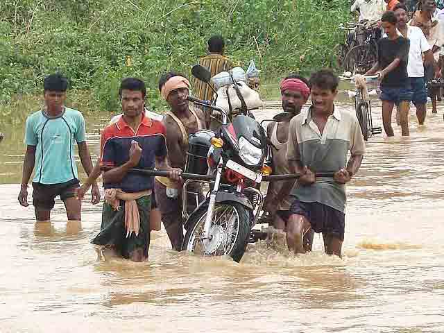 ओडिशा : गंजाम में भारी बारिश से हालात बिगड़े