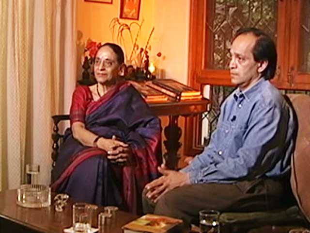 Talking Heads with Vikram Seth and Justice Leila Seth (Aired: December 2005)
