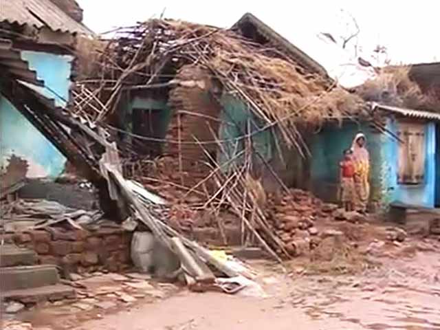 Video : Officials face marooned villagers: a ground report from flood-hit Odisha