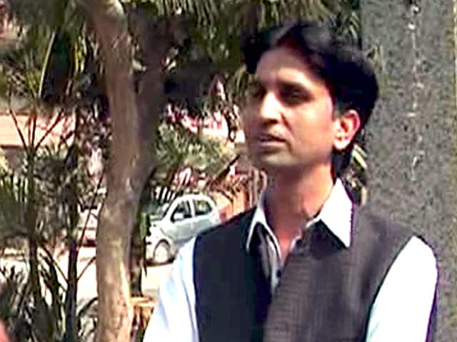 हर्षवर्द्धन के खिलाफ चुनाव नहीं लड़ेंगे कुमार विश्वास