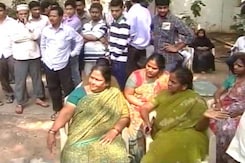 Hyderabad bus fire: Agonising wait for families waiting to claim bodies Hyderabad bus fire: Agonising wait for families waiting to claim bodies