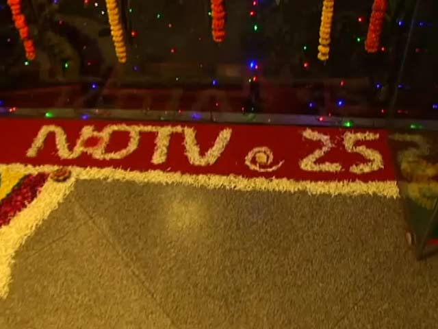 Video : Diwali festivities brighten up NDTV office