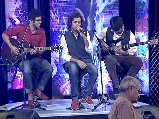 Astitva performs for My Vote Rocks