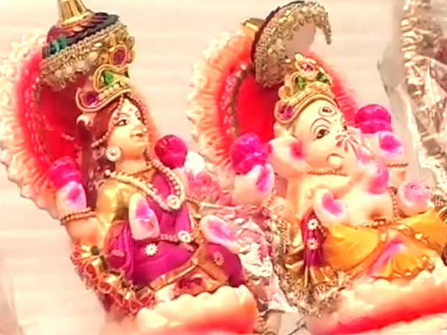 दिवाली : चीन कर रहा भारत में कमाई