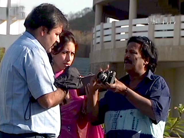 छुपा रुस्तम : फोटो खींच फंसे लोग