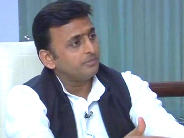 Video : Muzaffarnagar riots victims scared to go back to their homes: Akhilesh