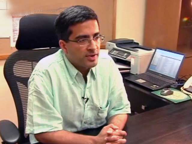Video : Boss's Day Out with Nirula's CEO (Aired: May 2007)