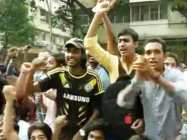 Video : Sachin ticket sales hit a sour note