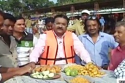 इलेक्शन एक्सप्रेस : बेअसर रहा नक्सली बहिष्कार इलेक्शन एक्सप्रेस : बेअसर रहा नक्सली बहिष्कार