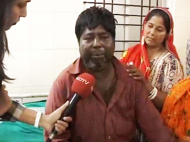 Video : I jumped from bus window, others were burning: a survivor's account