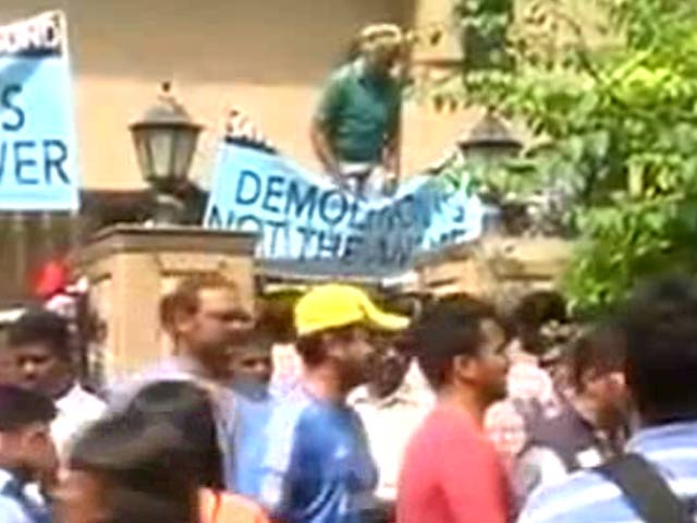 Campa Cola row: Residents vs BMC