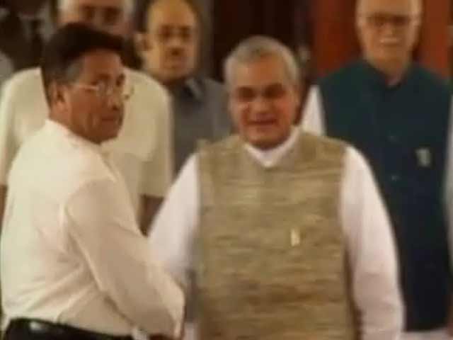 2001: In Agra, so close yet so far