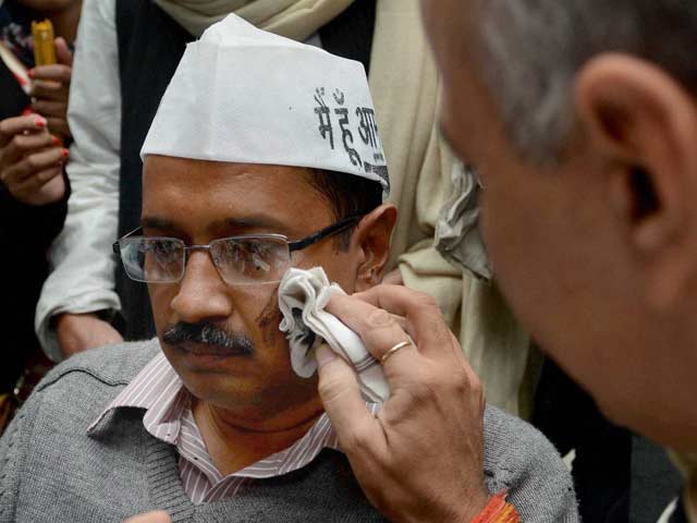 Arvind Kejriwal's press conference interrupted by ink-throwing protester