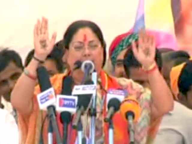 कांग्रेस के हाथ को अब वसुंधरा ने बताया खूनी पंजा