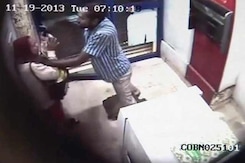 Bangalore scared and angry, ATM attacker not found Bangalore scared and angry, ATM attacker not found