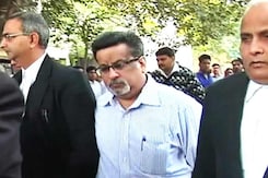 आरुषि-हेमराज को किसने मारा? आरुषि-हेमराज को किसने मारा?