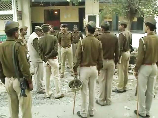 Tight security outside court ahead of Aarushi verdict