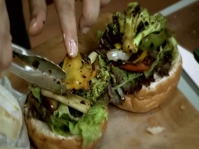 VGV Spice Burger Recipe by Vicky Ratnani - NDTV Food