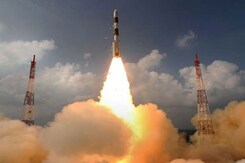 Mangalyaan successfully cruising towards Mars as it leaves Earth's orbit Mangalyaan successfully cruising towards Mars as it leaves Earth's orbit