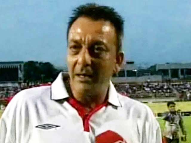 Night Out: Games celebs play (Aired: May 2004)