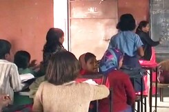 टेस्ट में टीचर हो गए फेल टेस्ट में टीचर हो गए फेल