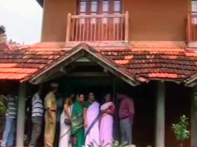 Gang-rape at Kerala resort: two suspects arrested, allegedly with nail marks