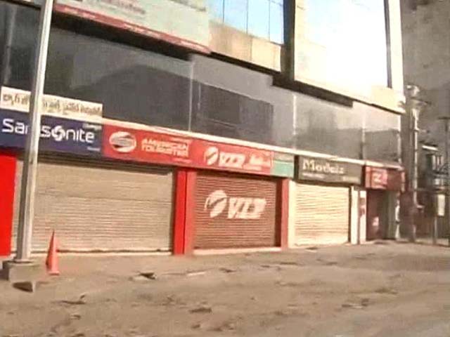 Larger Telangana plan sparks protests, bandh halts parts of state