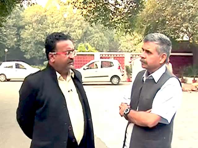 इलेक्शन एक्सप्रेस : कितना नर्वस है दीक्षित परिवार?