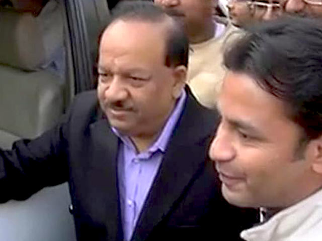 उपराज्यपाल ने हर्षवर्धन को सरकार गठन पर चर्चा के लिए बुलाया