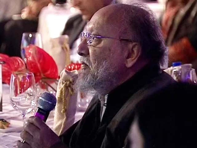 Emaphasis on education is bogus: Ashish Nandy