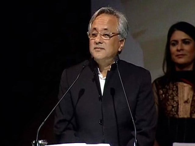 Video : Anish Kapoor is honoured as one of the Greatest Global Living Indian