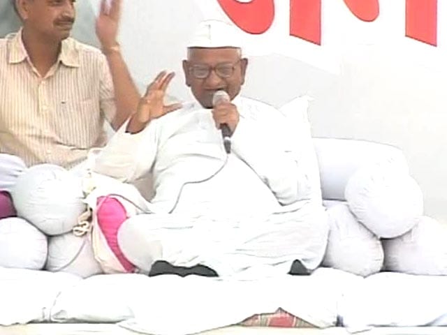 Video : If you think Lokpal Bill has shortcomings, fast for it: Anna Hazare to Arvind Kejriwal