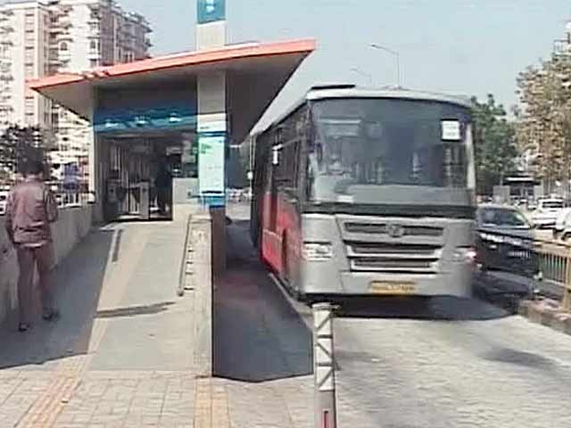 अहमदाबाद में बीआरटी बेहाल