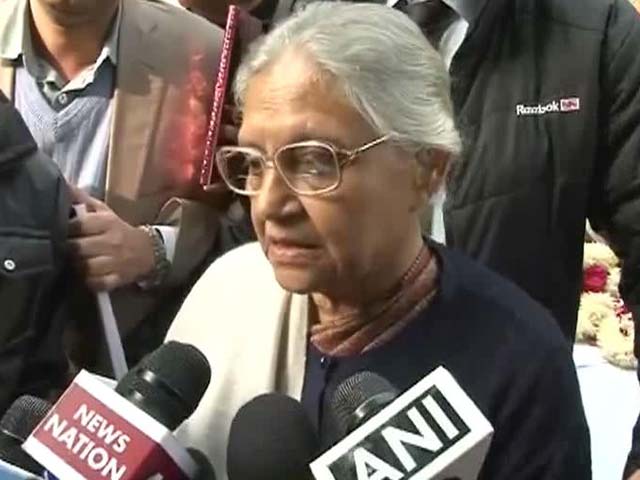 Congratulate Kejriwal, our support is not unconditional: Sheila Dikshit
