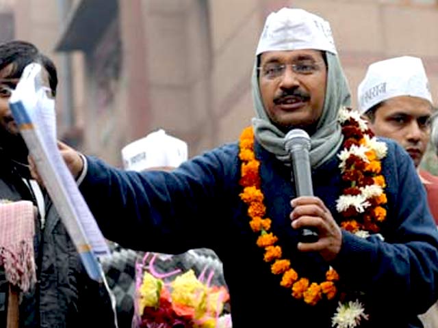 न्यूजरूम : केजरीवाल का जेड प्लस सुरक्षा लेने से इनकार