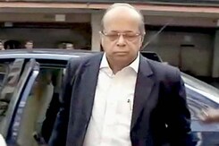 यौन उत्पीड़न केस : लॉ इंटर्न का जस्टिस गांगुली पर पलटवार यौन उत्पीड़न केस : लॉ इंटर्न का जस्टिस गांगुली पर पलटवार