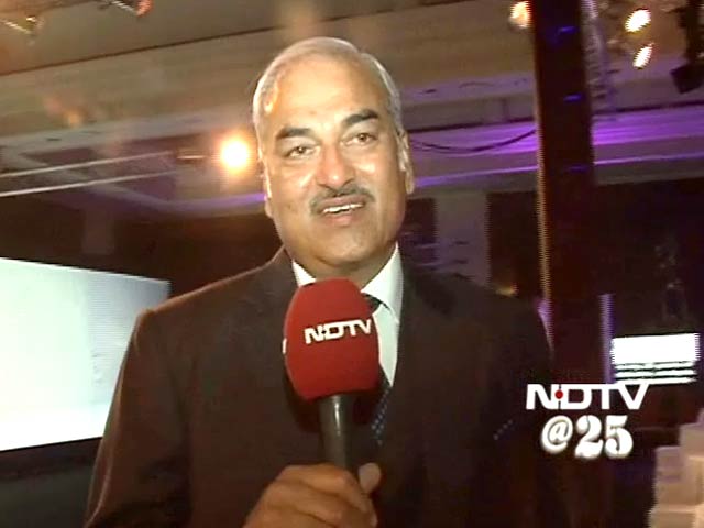 KVL Narayan Rao congratulates NDTV on completing 25 years