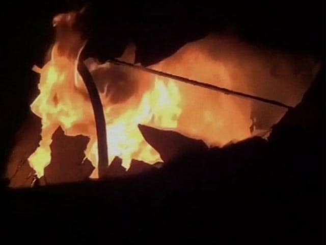Video : 26 killed in fire on train in Andhra Pradesh