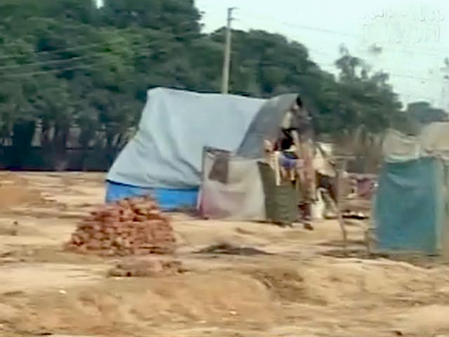 मुजफ्फरनगर दंगा पीड़ित : जबरन खाली कराए टैंट!