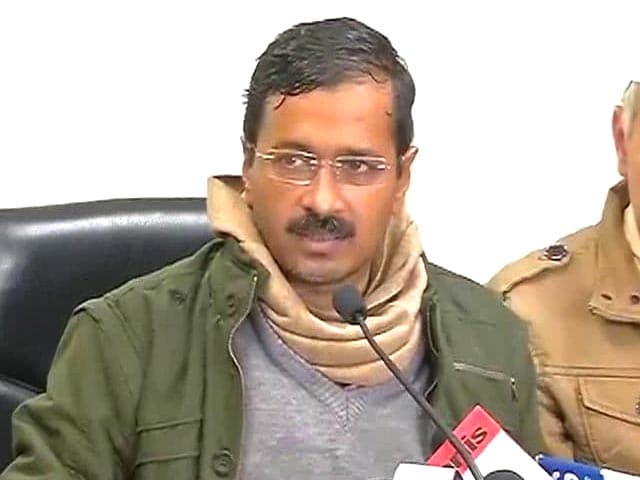 Video : Arvind Kejriwal keeps his power promise; 50% tariff cut for usage upto 400 units in Delhi