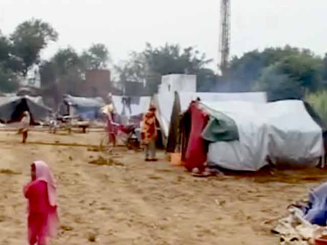 Videos : मुजफ्फरनगर कैंपों को बंद कराने का काम जारी