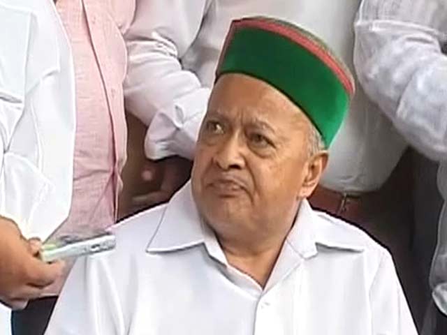 Video : Graft allegations against Virbhadra Singh: BJP complains to Election Commission
