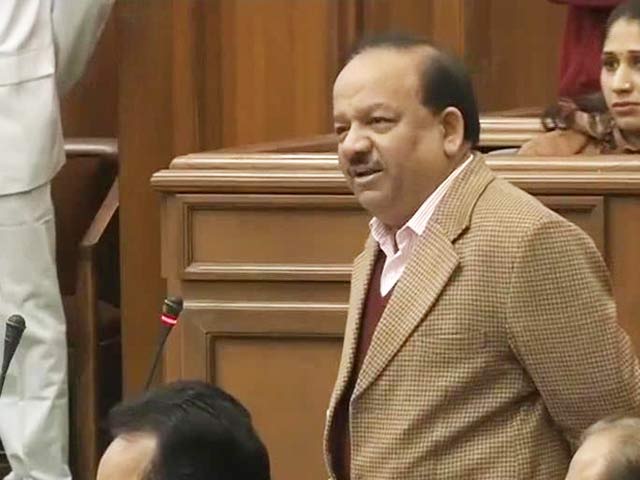 BJP questions Aam Aadmi Party's metro rides