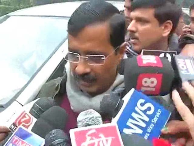 Video : Arvind Kejriwal refuses to move into allotted flats