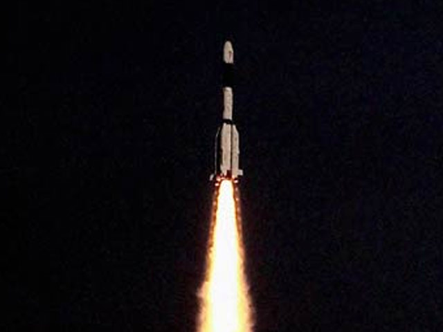 इंडिया 9 बजे : जीएसएलवी डी 5 कामयाबी से लॉन्च