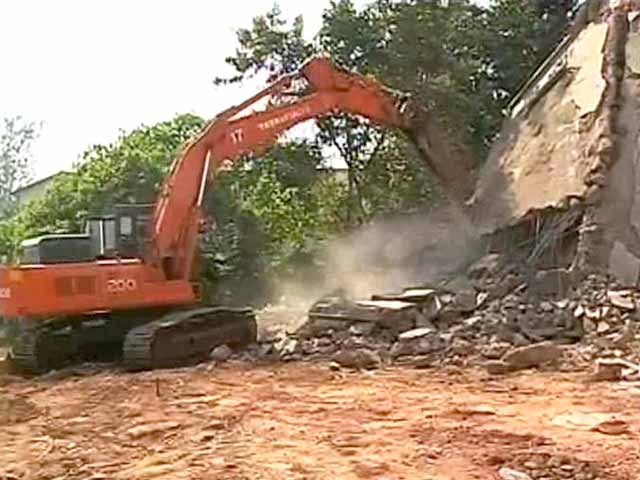 Goa building collapse: Rescue operations stopped; 17 bodies recovered, 12 missing